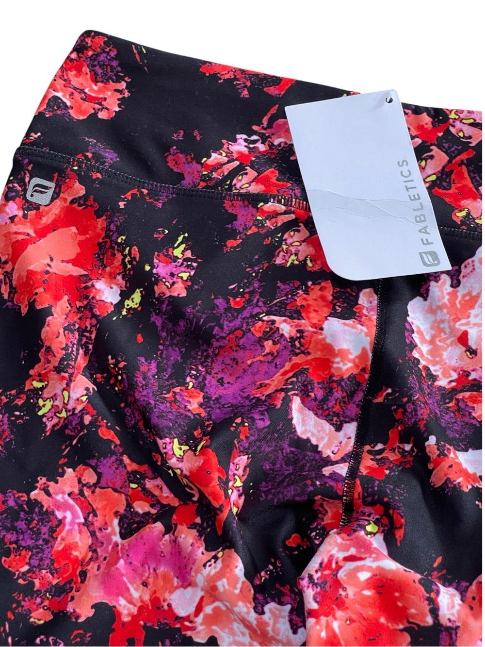 Fabletics Salar Floral Print Black Pink Leggings Sz M Yoga Pants Compression NWT - Picture 7 of 10